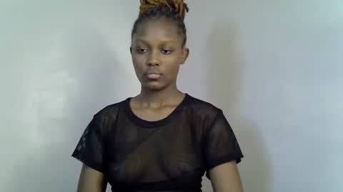 Snapshot of squirt_godes chatting on September 24, 7:31 pm Tashy online show from September 24, 7:31 pm