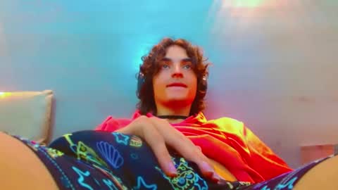 ethan online show from November 18, 5:05 pm