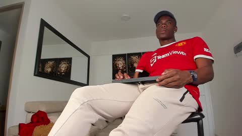 Snapshot of sr_smit_hot chatting on March 5, 7:38 pm ANDR online show from March 5, 7:38 pm