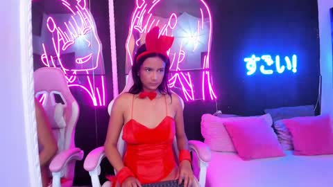 staarlightt online show from October 2, 9:46 pm