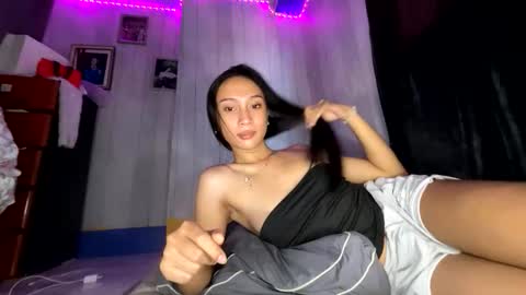 stacey_cravings online show from May 31, 2:21 am