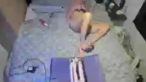 staciwilde online show from April 3, 4:30 am