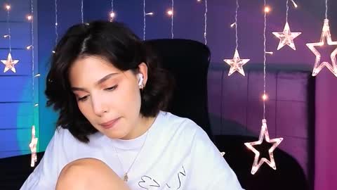 Snapshot of stacygonzales_ chatting on September 30, 11:42 am Bye bye dear See you on December 3st  online show from September 30, 11:42 am