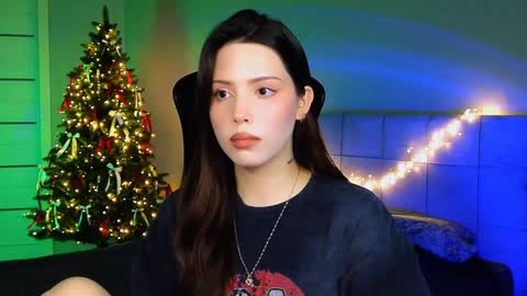 Snapshot of stacygonzales_ chatting on January 7, 9:07 am Bye bye dear See you on December 3st  online show from January 7, 9:07 am