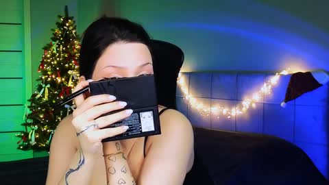Snapshot of stacygonzales_ chatting on January 19, 6:20 am Bye bye dear See you on December 3st  online show from January 19, 6:20 am