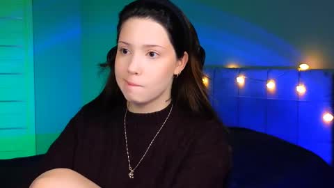 Snapshot of stacygonzales_ chatting on February 19, 6:44 am Bye bye dear See you on December 3st  online show from February 19, 6:44 am