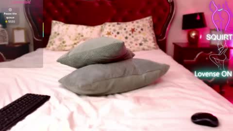 Stacy online show from April 22, 10:39 pm