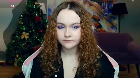 Violet online show from March 5, 7:56 pm