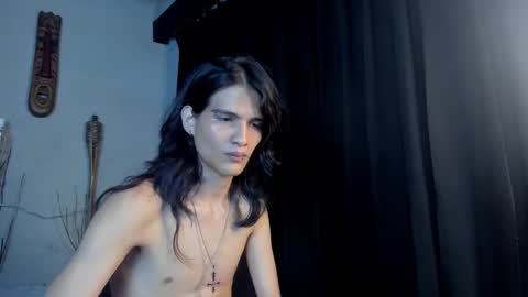 starcrow19 online show from December 5, 10:51 pm