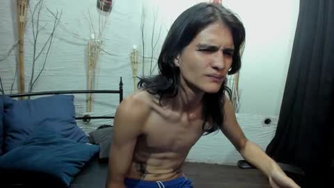 starcrow19 online show from December 19, 1:45 am