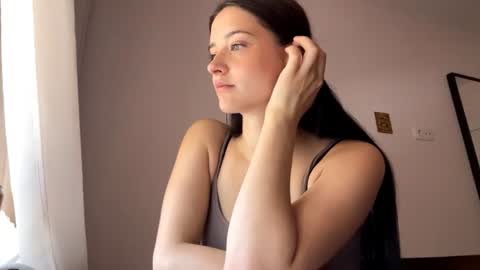 Lola online show from June 23, 10:44 am