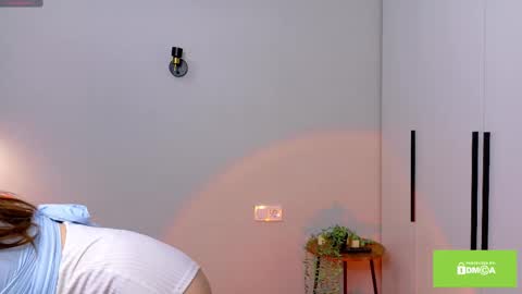 Nina online show from November 15, 2:57 am