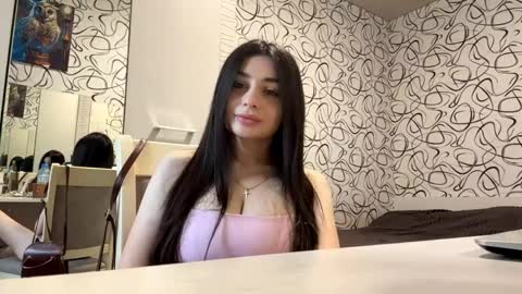Kiki online show from June 4, 5:46 am