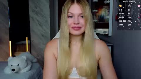 Caroline online show from July 22, 4:14 am