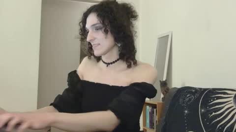 Evan online show from February 27, 12:03 am