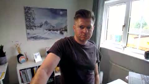 steelk2010 online show from February 10, 11:57 am