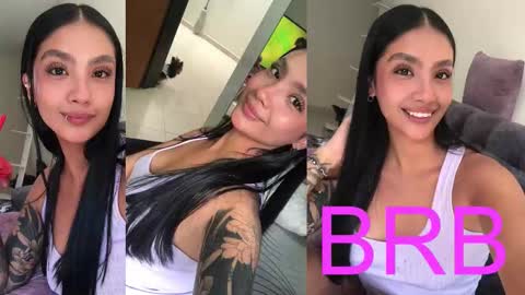 Im MiaIts my first day here  online show from March 25, 9:32 pm