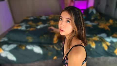 steiisy599 online show from December 22, 1:51 pm