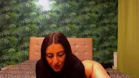 Stella John online show from November 30, 7:26 am