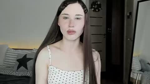stella_sunny online show from June 11, 11:58 pm