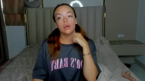 stella online show from April 23, 12:18 am