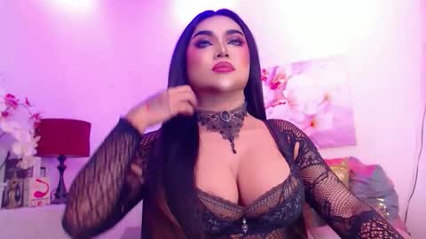 CALL ME STELLA online show from April 13, 7:07 pm