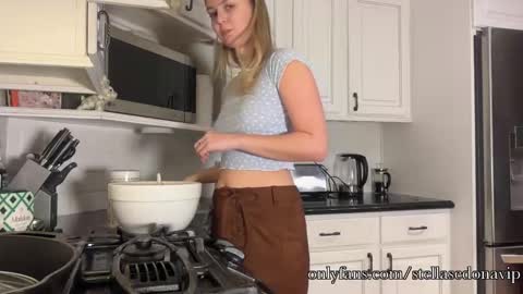 Stella Sedona online show from November 6, 1:19 am