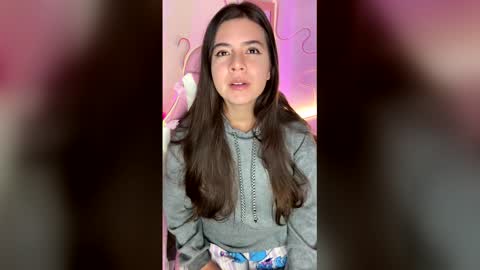 Emma online show from March 13, 7:11 am