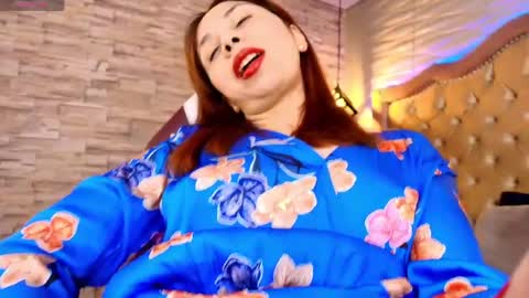 Stephaniesun  online show from April 17, 4:09 pm