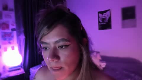 Stephanie  online show from March 20, 2:49 am