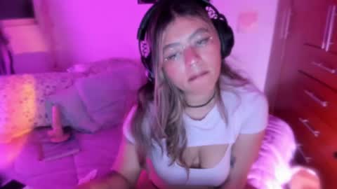 Stephanie  online show from April 23, 3:47 am