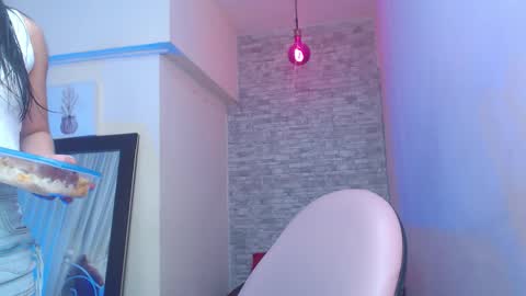 stephany_rodriguez_ online show from November 23, 12:47 pm