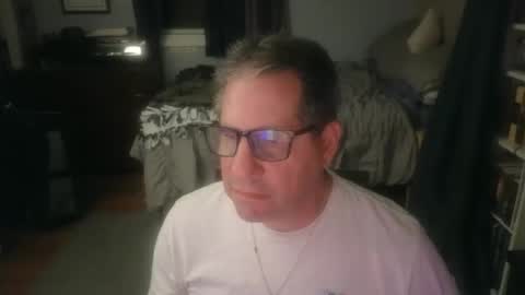 stephenhal9 online show from April 27, 3:48 am