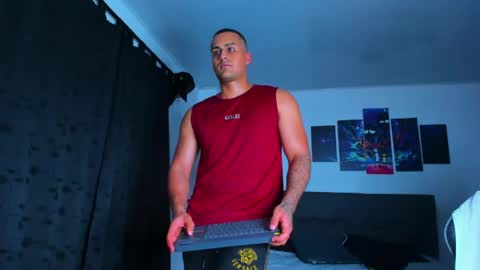 steve_coltt online show from April 16, 12:55 am