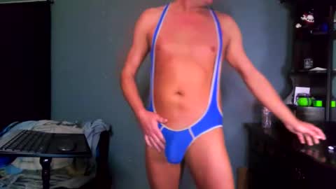 Im Yours online show from November 3, 4:35 am