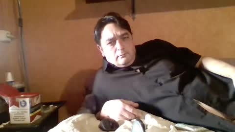 stevefromfrance online show from December 25, 10:17 am