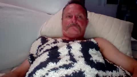 steven626708 online show from April 20, 5:32 am