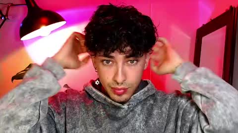 Daniel Steven Navarro online show from April 5, 12:40 am