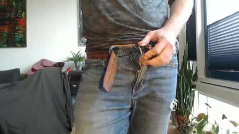 Snapshot of steveo_85 chatting on February 22, 1:35 pm white beef online show from February 22, 1:35 pm