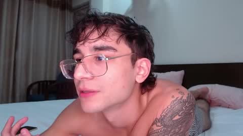 Alex   online show from December 7, 4:31 pm