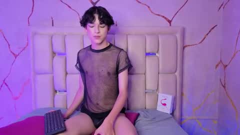 Sthepano  online show from February 14, 10:23 pm