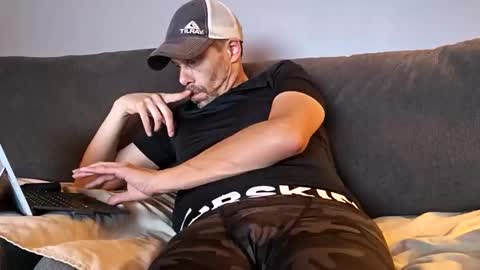 stickymouse45 online show from September 16, 7:00 am