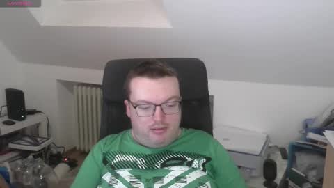 Oliver online show from November 30, 4:47 pm