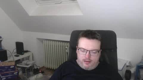 Oliver online show from April 5, 7:33 pm