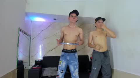 friends online show from October 4, 6:11 am