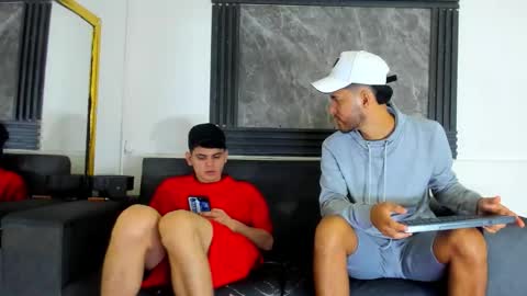 friends online show from February 10, 6:05 am