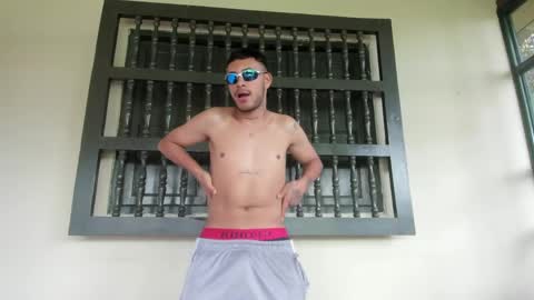 StivennCardona online show from March 21, 2:33 pm