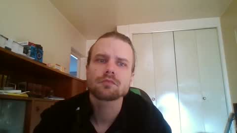 stockingsnfeet online show from March 26, 7:13 am