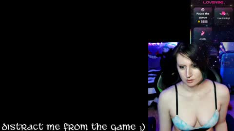 Elfie online show from July 25, 2:53 am
