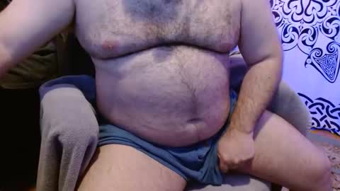 Stonerbear42 online show from March 30, 11:10 am